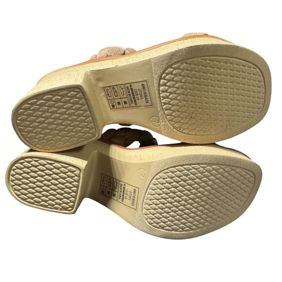 Pierre Dumas Women's‎ Braided Strap Wedge Sandals Beige Size 7.5 NWOT - Picture 2 of 9